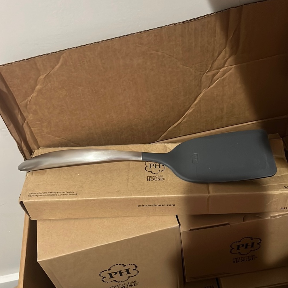 New spatula healthy portion PH